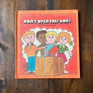 Don't Open This Box! By Jim Razzi - Parents Magazine Press - Vintage 1973